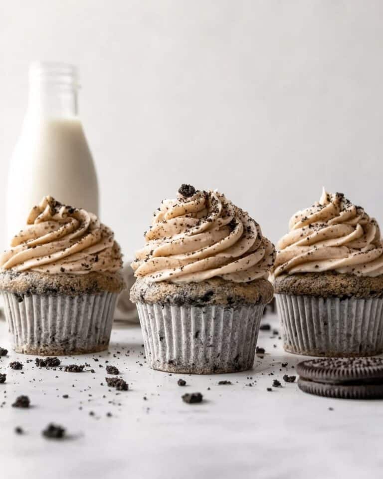 Chocolate Cookie Cupcakes Recipe