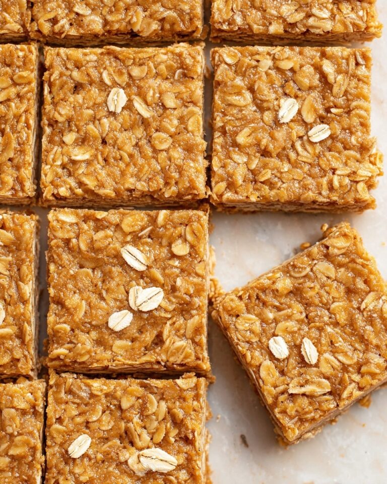 3 Ingredient Apple Oatmeal Bars Recipe