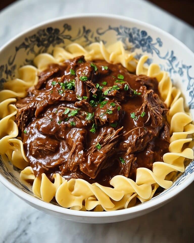 Slow Cooker Beef & Noodles Recipe