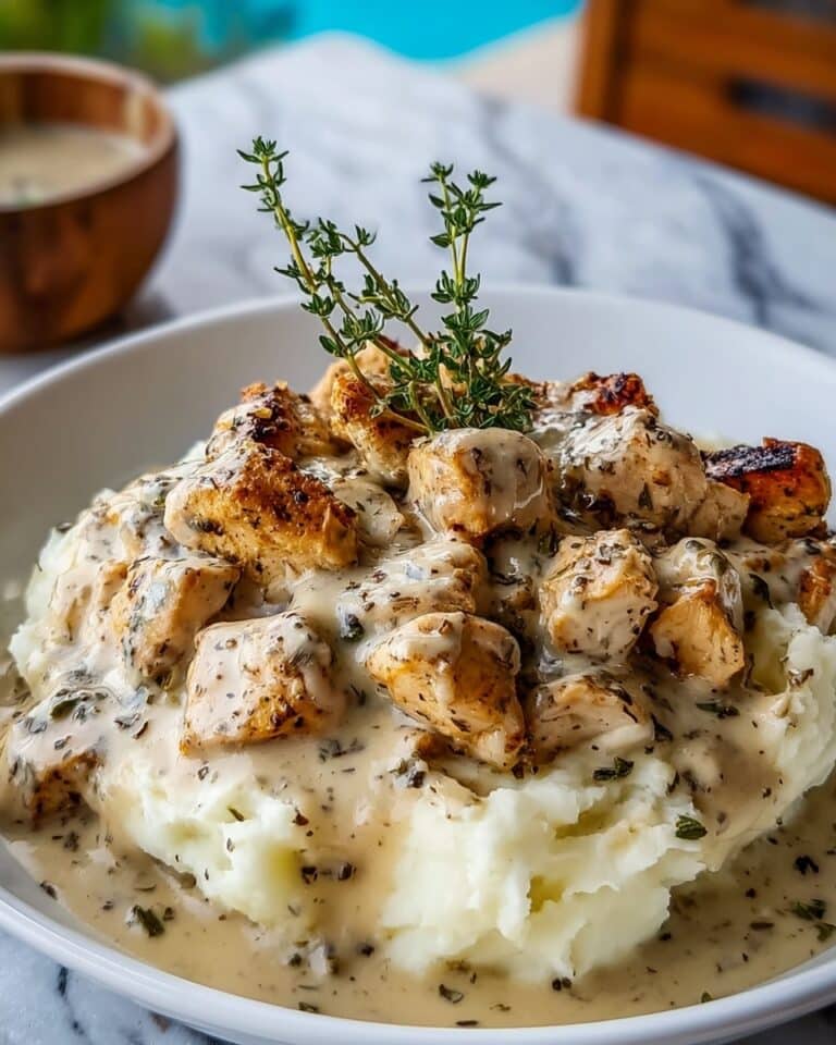 Slow Cooker Creamy Chicken & Gravy Recipe
