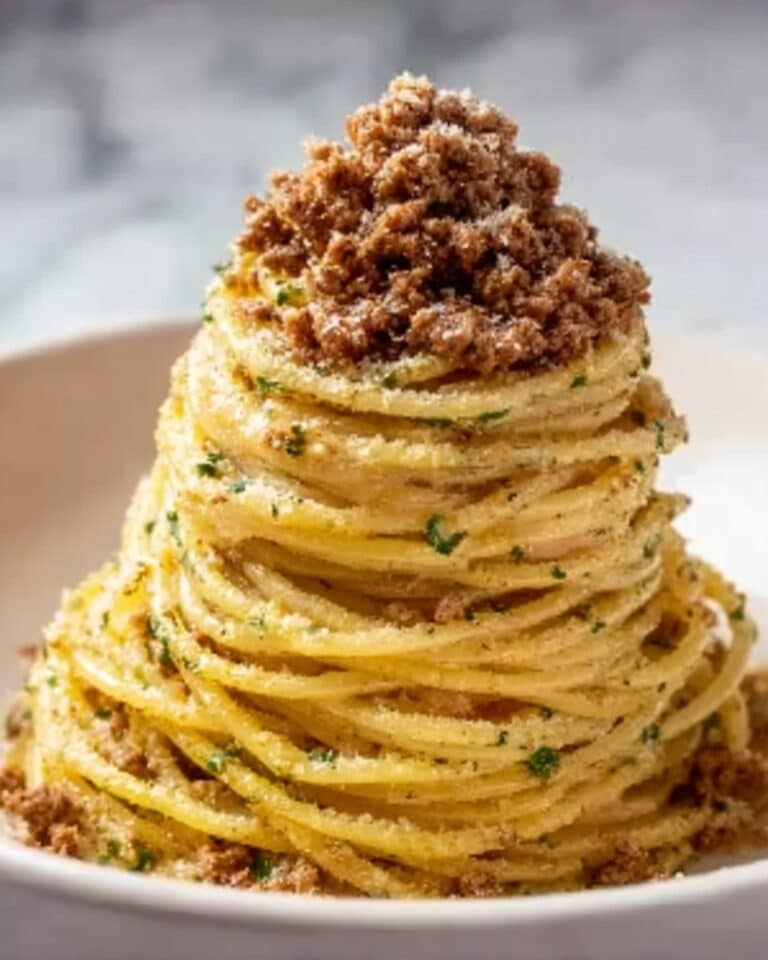 Creamy Parmesan Beef Linguine in Garlic Butter Sauce Recipe